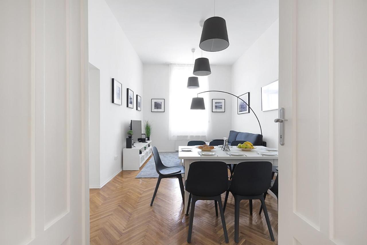 Bpr Cosmos Design Suite With A/C Budapeste Exterior foto