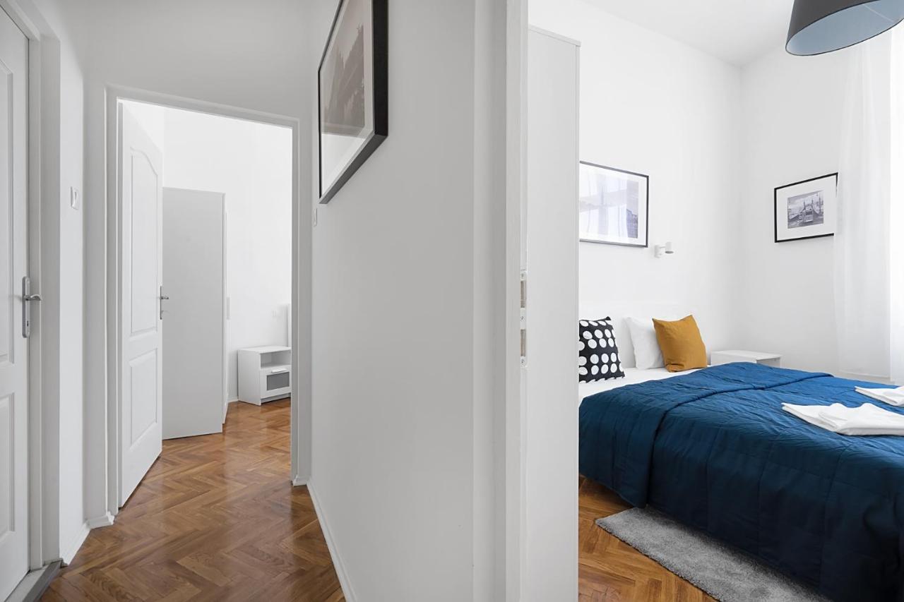Bpr Cosmos Design Suite With A/C Budapeste Exterior foto
